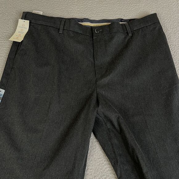 Dockers Signature Khaki Lux Classic Fit Pants Mens 42x32 Flex Comfort Waistband - Picture 3 of 16